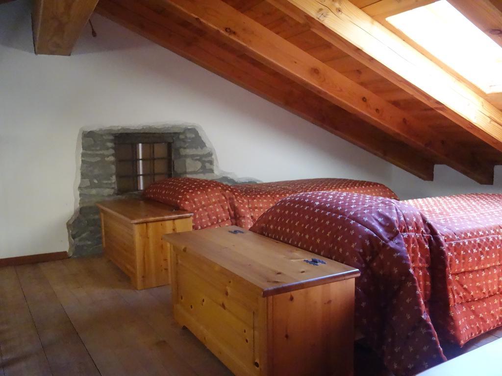 Auberge Lou Creton Di Lui Hostel Pontboset Bagian luar foto