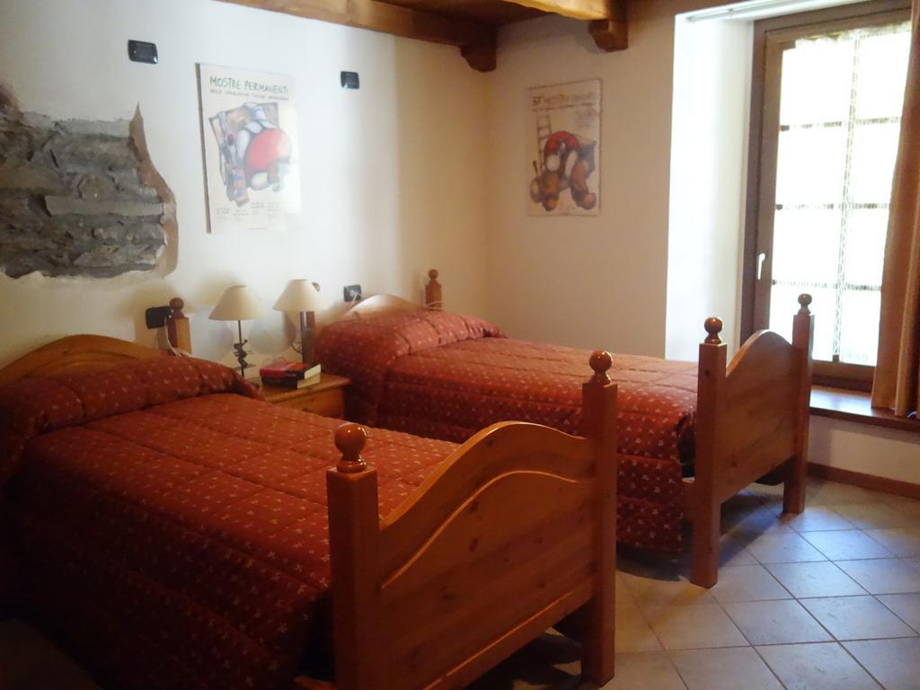Auberge Lou Creton Di Lui Hostel Pontboset Bagian luar foto
