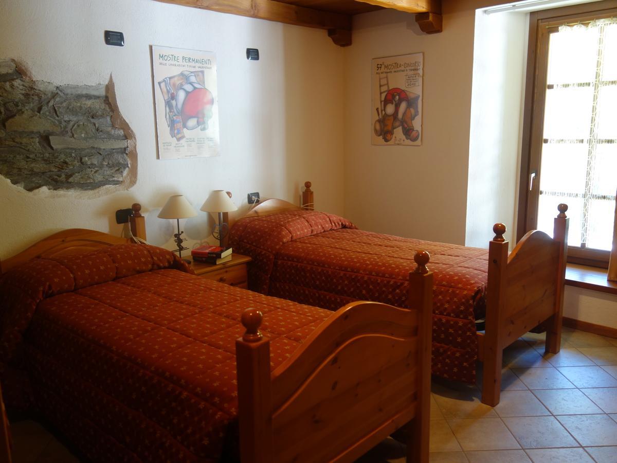 Auberge Lou Creton Di Lui Hostel Pontboset Bagian luar foto